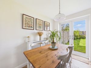 Kitchen/Diner- click for photo gallery